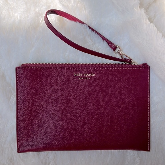 kate spade Handbags - New Kate Spade Wristlet Wallet